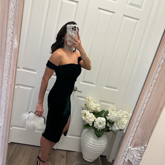 Fashion Nova Medium Off Shoulder Velvet Dress with Slit - Picture 8 of 9